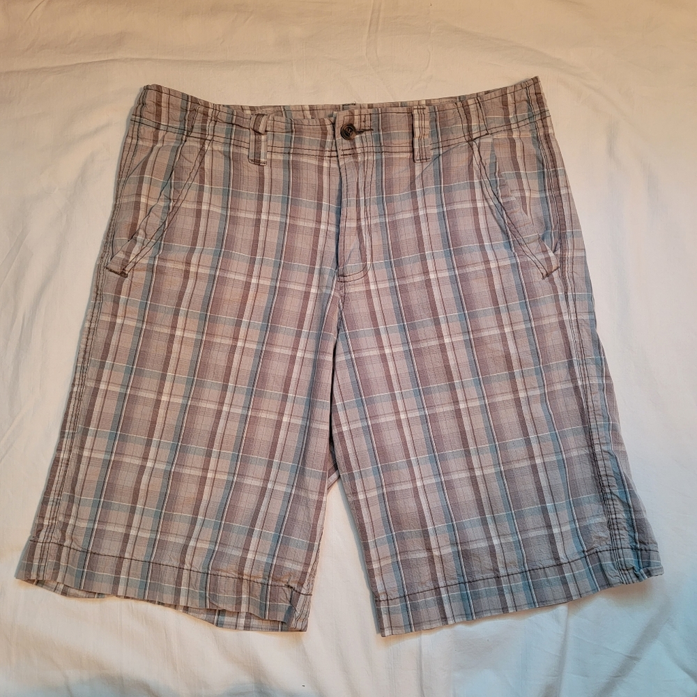 Mosimo Supply Co Grey Cotton Plaid Shorts